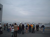 ここから海底トンネルを通って対岸へいきます