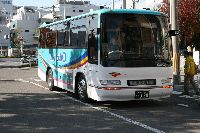 バス2台に分乗して、JR和歌山駅前を出発。